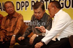 Demi Selamatkan Golkar, JK-Ical Seyogianya Bertemu