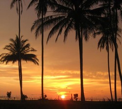 Sunset Cantik di Aceh Barat, yang Dulu Bekas Tsunami Dahsyat
