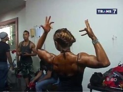 Aksi Binaragawan dan Binaragawati di Body Contest Paspampres