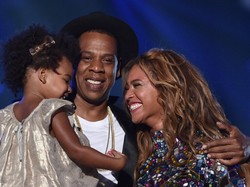 Rayakan Ulang Tahun ke-33, Beyonce Mesra dengan Jay-Z Liburan di Pantai