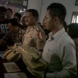 Pria ini Jadi Kurir Ganja Demi Biaya Sekolah Anak