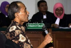 Johan Budi: KPK Pada Dasarnya Mengizinkan Budi Mulya untuk Layat Anaknya