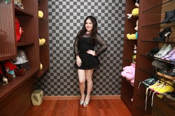 Mengulik Koleksi Tina Toon, dari Aksesoris Hingga Jam Tangan