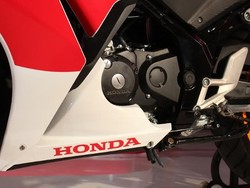 Honda Klaim CBR 150R Buatan Indonesia Lebih Irit, 35,2 Km/Liter