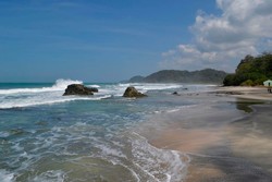 5 Fakta Pantai Permisan, Si Cantik di Nusakambangan