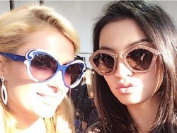 Raline Shah Selfie Bareng Paris Hilton