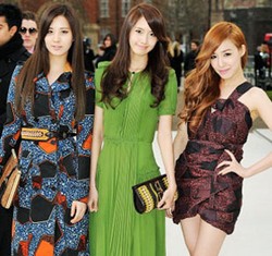 Korean Style: Gaya Selebriti Korea yang Eksis di Pekan Mode Dunia