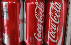 Coca-Cola Menyetujui Penggunanan Logo Peringatan pada Kemasan