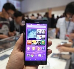 Tiga Alasan Sony Tolak Smartphone QHD