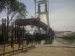 Mangkrak 11 Tahun, Jembatan Soekarno Ditargetkan Selesai Medio 2015
