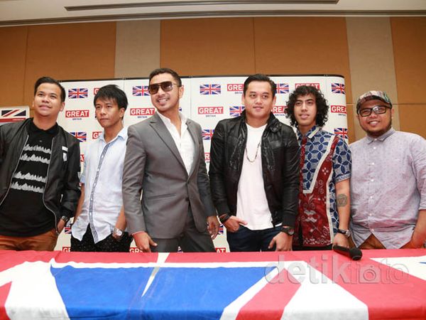 Nidji Goes to London