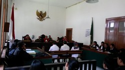 Sunat Dana Hibah Rp 1,1 M, Eks Anggota DPRD Terancam Hukuman Seumur Hidup