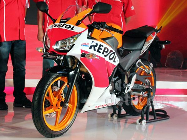 Melihat Lebih Dekat Honda CBR 150R Buatan Lokal