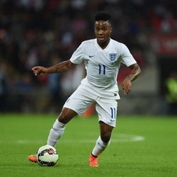 Sterling Buat Rooney Teringat pada Overmars