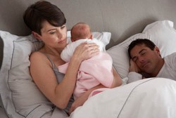 Alami Baby Blues Lebih dari 2 Bulan? Bisa Jadi Anda Depresi Usai Melahirkan