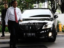 Mobil-mobil Para Pembantu Presiden