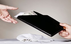 Periksa dengan Cermat Apa Saja yang Dicantumkan Dalam Bon Makan