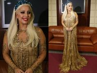 Tiba di Dubai, Lady Gaga Berkostum Menerawang