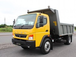 New Fuso Andalan Mitsubishi Rebut Segmen Medium Truck