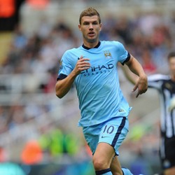Dzeko Sebut Chelsea Penantang Paling Serius di Premier League