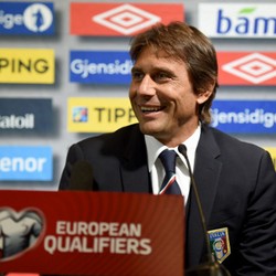Incar Start Bagus, Conte Ingatkan Italia untuk Hati-hati
