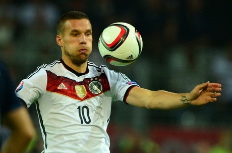 Podolski Belum Berencana Pensiun dari Timnas