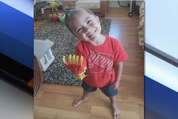 Lahir Tanpa Jari, Bocah Ini Dibuatkan Tangan Robot seperti Iron Man