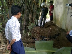 Wanita Muda Ditemukan Terbakar di Belakang Rumah Kosong di Bogor