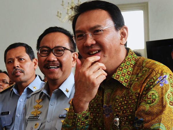 Ahok Jajal Taksi Lifecare Blue Bird