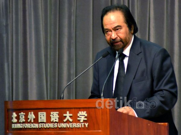 Surya Paloh Terima Honorary Professorship dari Tiongkok