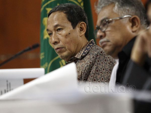 Sidang Lanjutan Mantan Warek UI Tafsir Nurchamid