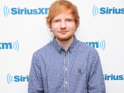 Ups! Pacar Ed Sheeran Direbut Personel One Direction