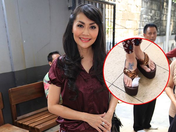 Duh... Tersandung Besi, Jari Tessa Kaunang Sobek 7 Jahitan