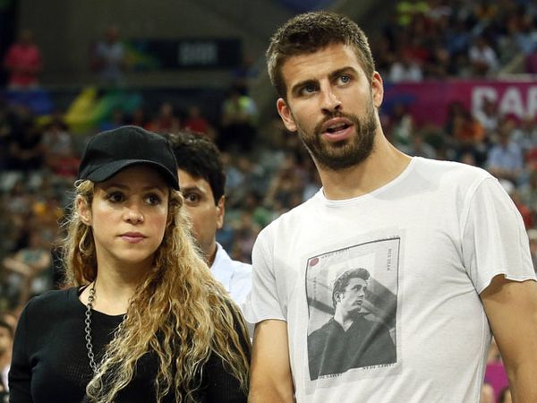 Shakira dan Pique Kencan di Pertandingan Basket