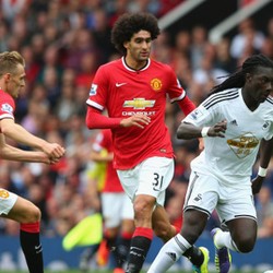 Diingatkan Van Gaal soal Ketatnya Persaingan, Fellaini Siap Buktikan Diri