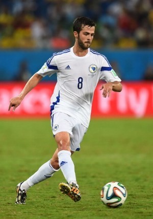 Gagal Eksekusi Penalti, Pjanic Minta Maaf