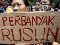 Warga Kebon Jeruk Demo Jokowi-Ahok