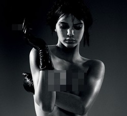 Lagi, Kendall Jenner Tampil Topless Untuk Pemotretan Majalah