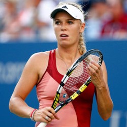 Wozniacki  Ngaku Diputusin McIlroy Lewat Telepon