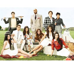 Inspirasi Foto Keluarga Unik Agar Ayah, Ibu dan Anak Lebih Kompak