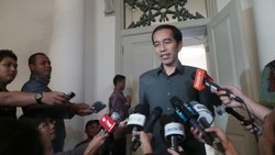 Soal Gaji Menteri, Jokowi: Kerja Dulu, Baru Ngomong Gaji