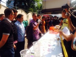 Polres Jakbar Musnahkan 15 Kg Ganja dan 2,4 Kg Sabu