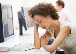 Waspada, Ini 4 Efek Negatif Bekerja Shift Malam