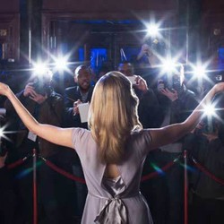 5 Alasan Tetap Setia dengan Lampu Kilat