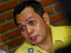 Tak Hanya Kabar Bunuh Diri, Unang Juga Dikabarkan Cerai dengan Istri