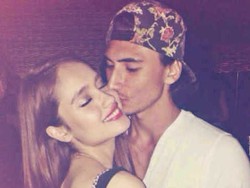 Cinta Laura Dicium Mesra Bule, Verrell: Dibilang Nyesek Nggak Juga