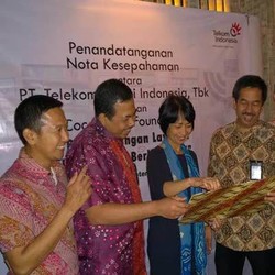 Telkom & Coca Cola Lanjutkan Jejak Bill Gates