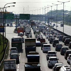Tarif Tol Jakarta-Cikampek Bakal Naik Oktober 2014