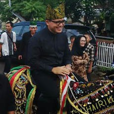 Ini Cara Warga NU Banyuwangi Nggandoli Anas Tetap jadi Bupati