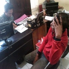 Truk Muat Jeruk Dirampok, Sopir Dikepruk Pistol